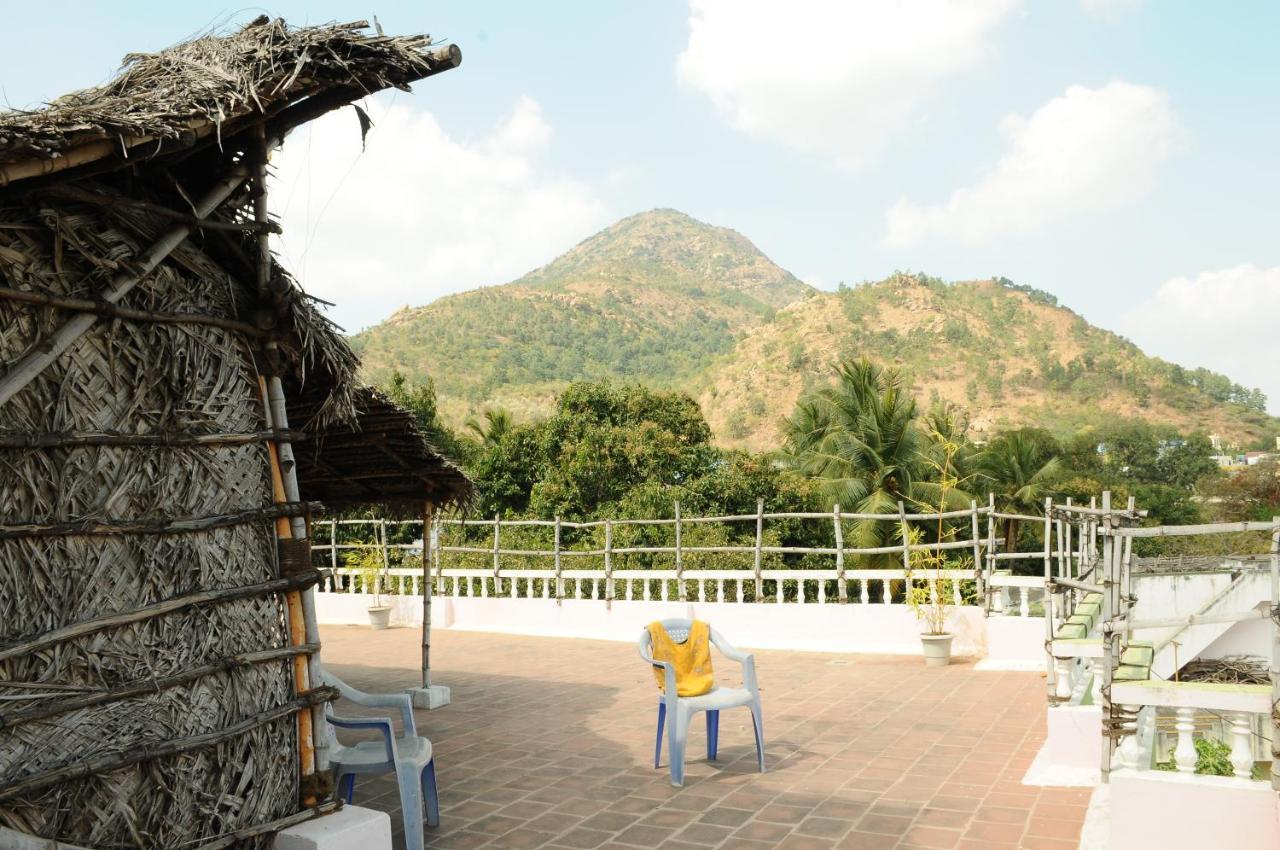Arunachala Ramana Home Tiruvannāmalai Exteriör bild